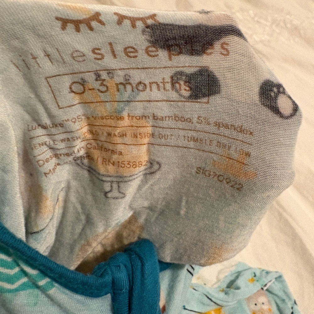 Little Sleepies - Picture 4 of 4